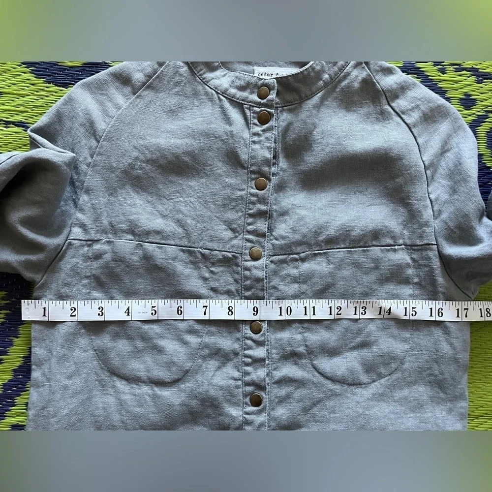 Cedar & Vine Lisa Shirt 100% Linen Light Gray Button Down Made In Canada - Picture 7 of 8